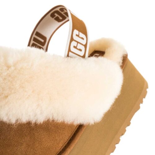 UGG W FUNKETTE 1113474