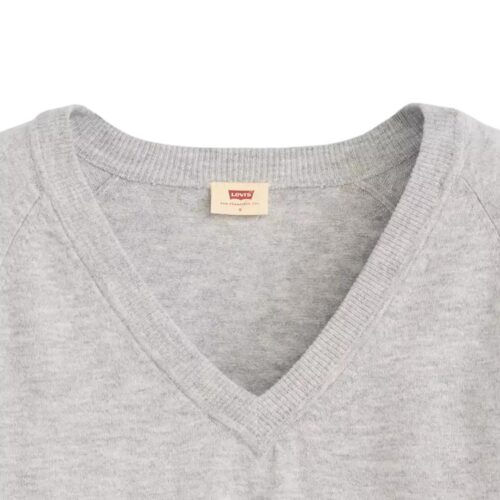 LEVI S RED SUPER SOFT VNECK PULLOVER 0046F.0004